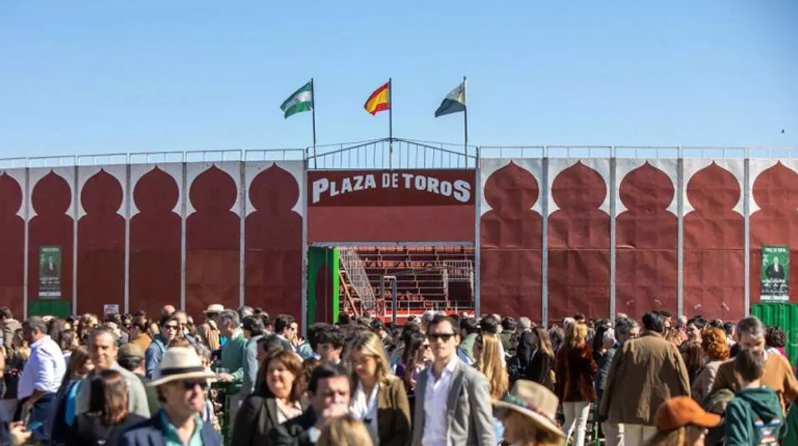 El Real Club Pineda reúne este sábado a figuras del toreo a las puertas de Sevilla