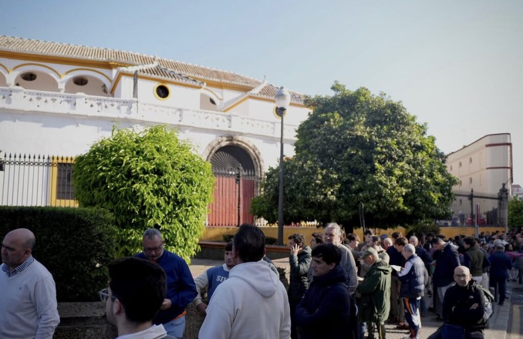 Morante de la Puebla desata la locura en el primer día de venta de entradas sueltas en la Maestranza