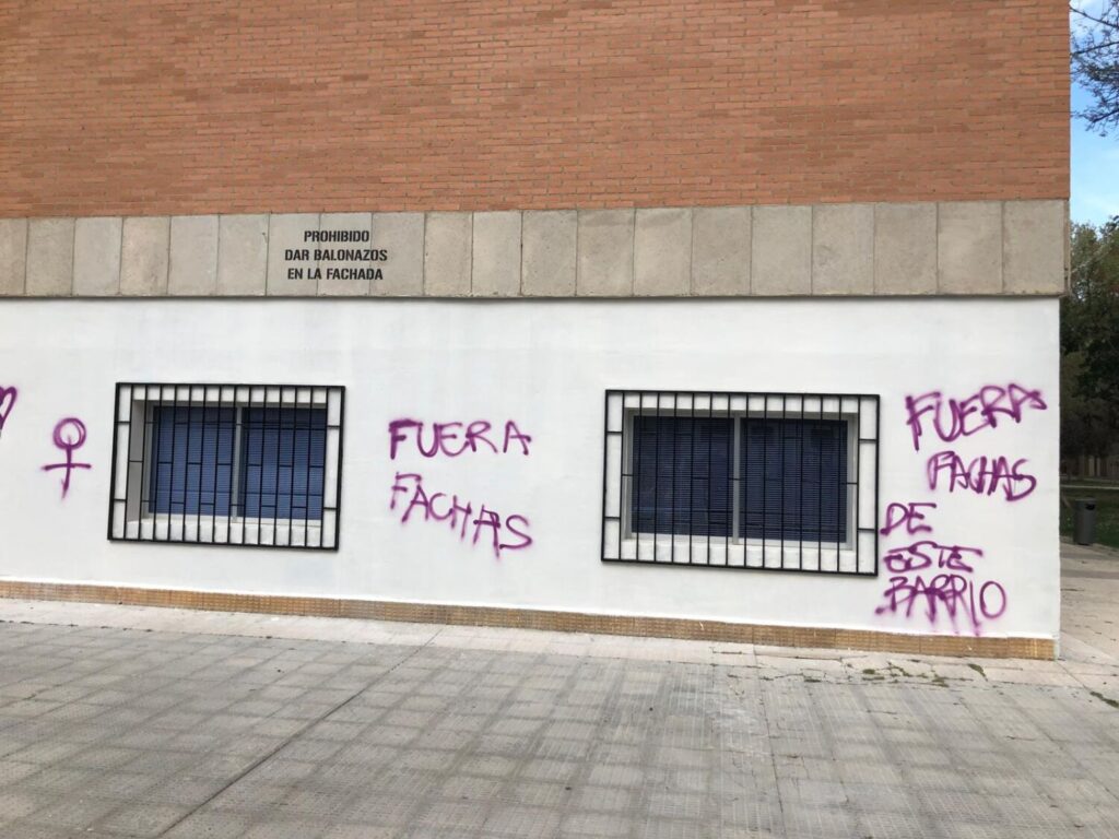 El Ayuntamiento de Zaragoza condena las pintadas en el local del CETA Mar de Nubes 