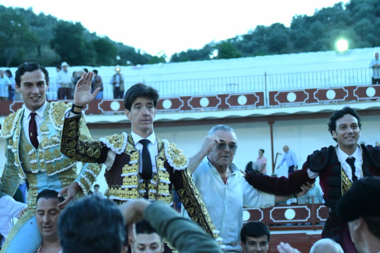 Oliva Soto y Esaú Fernandez rubrican la tarde soñada de Diego Bastos