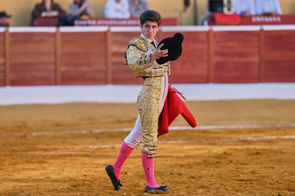 La Macarena y el toro se citan este domingo en la Maestranza