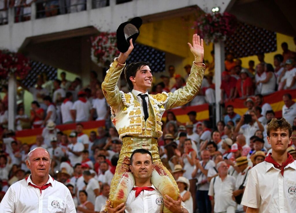De la firmeza de Sevilla a la gloria en Dax: Un doctorado de oro para Julio Norte